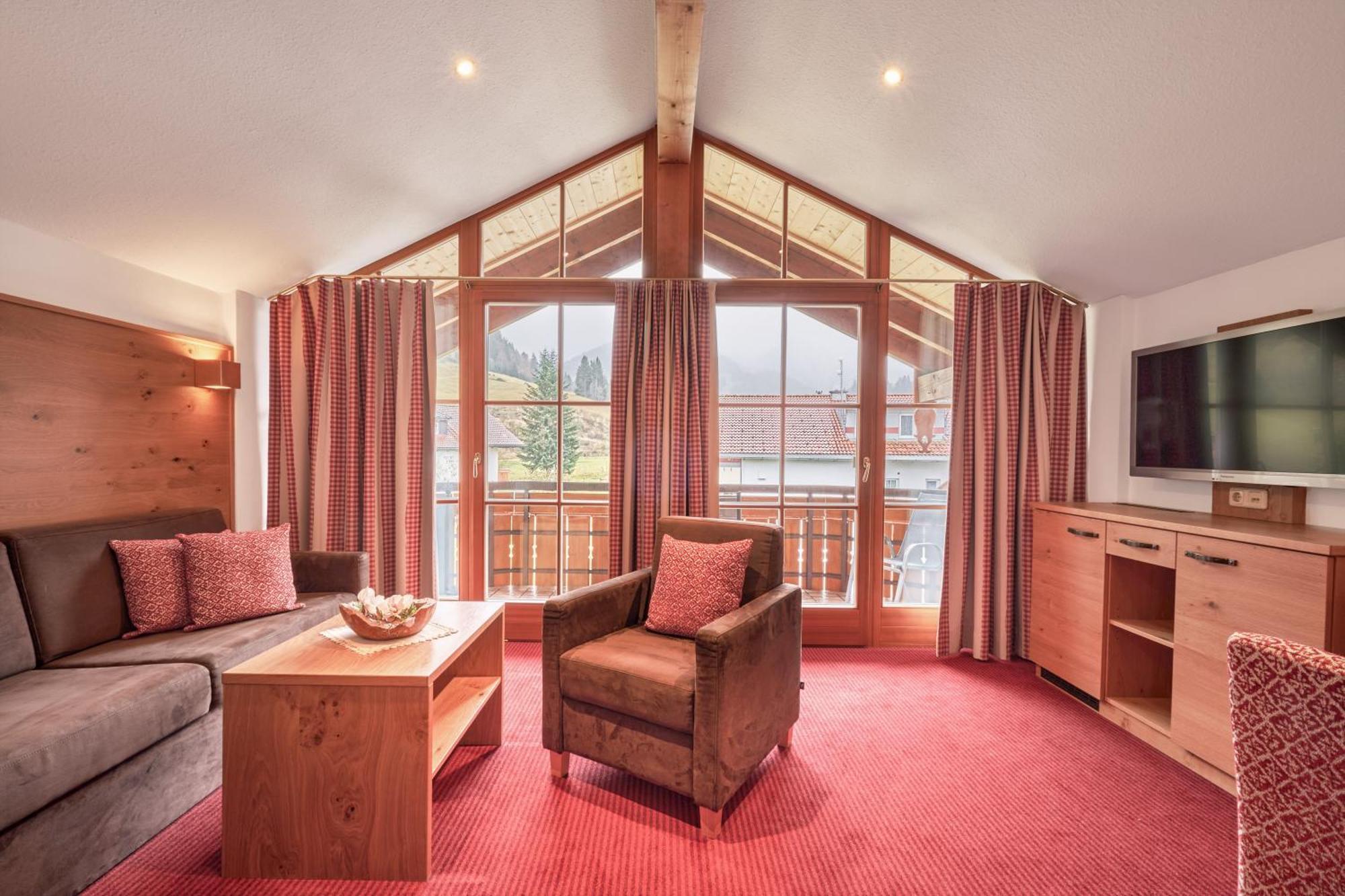 Landhotel Berghof Bad Hindelang Ngoại thất bức ảnh