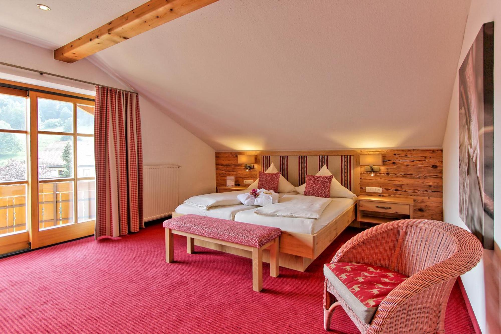 Landhotel Berghof Bad Hindelang Ngoại thất bức ảnh