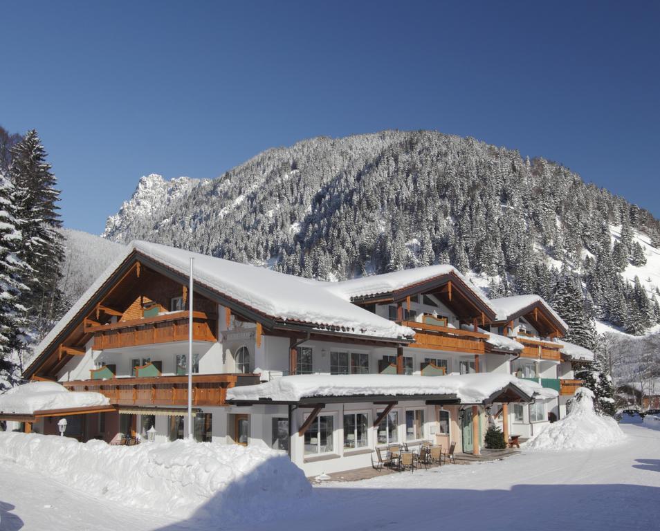 Landhotel Berghof Bad Hindelang Ngoại thất bức ảnh